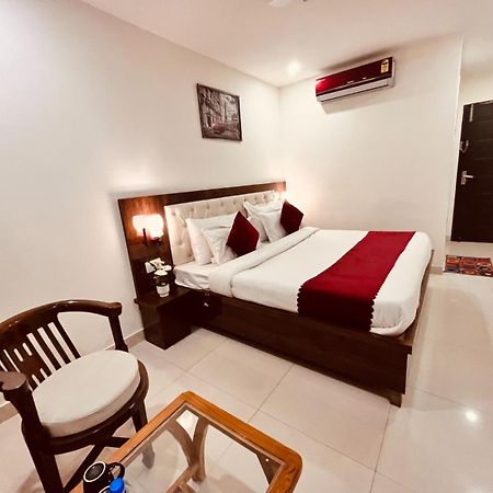 Hotel The Pacific Grand, Haridwār Dış mekan fotoğraf