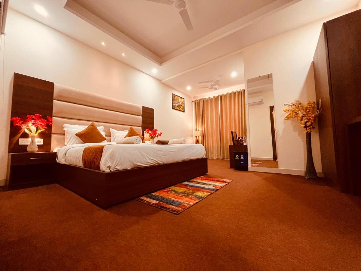 Hotel The Pacific Grand, Haridwār Dış mekan fotoğraf