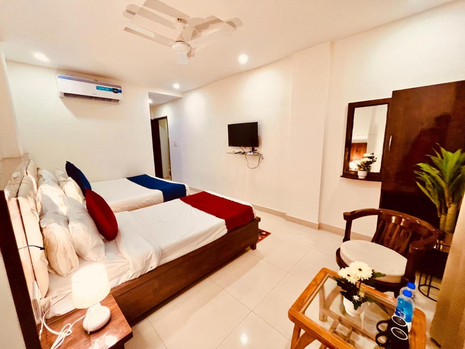 Hotel The Pacific Grand, Haridwār Dış mekan fotoğraf